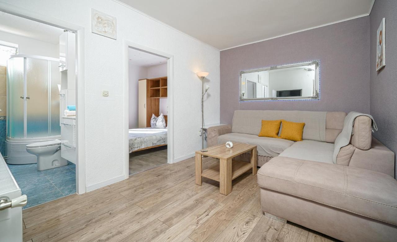 Apartmani Gabriella Vodice Exterior foto